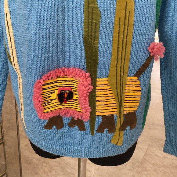 Sweaters - Vintage 💯 % Wool Sweater Hand Knitted England